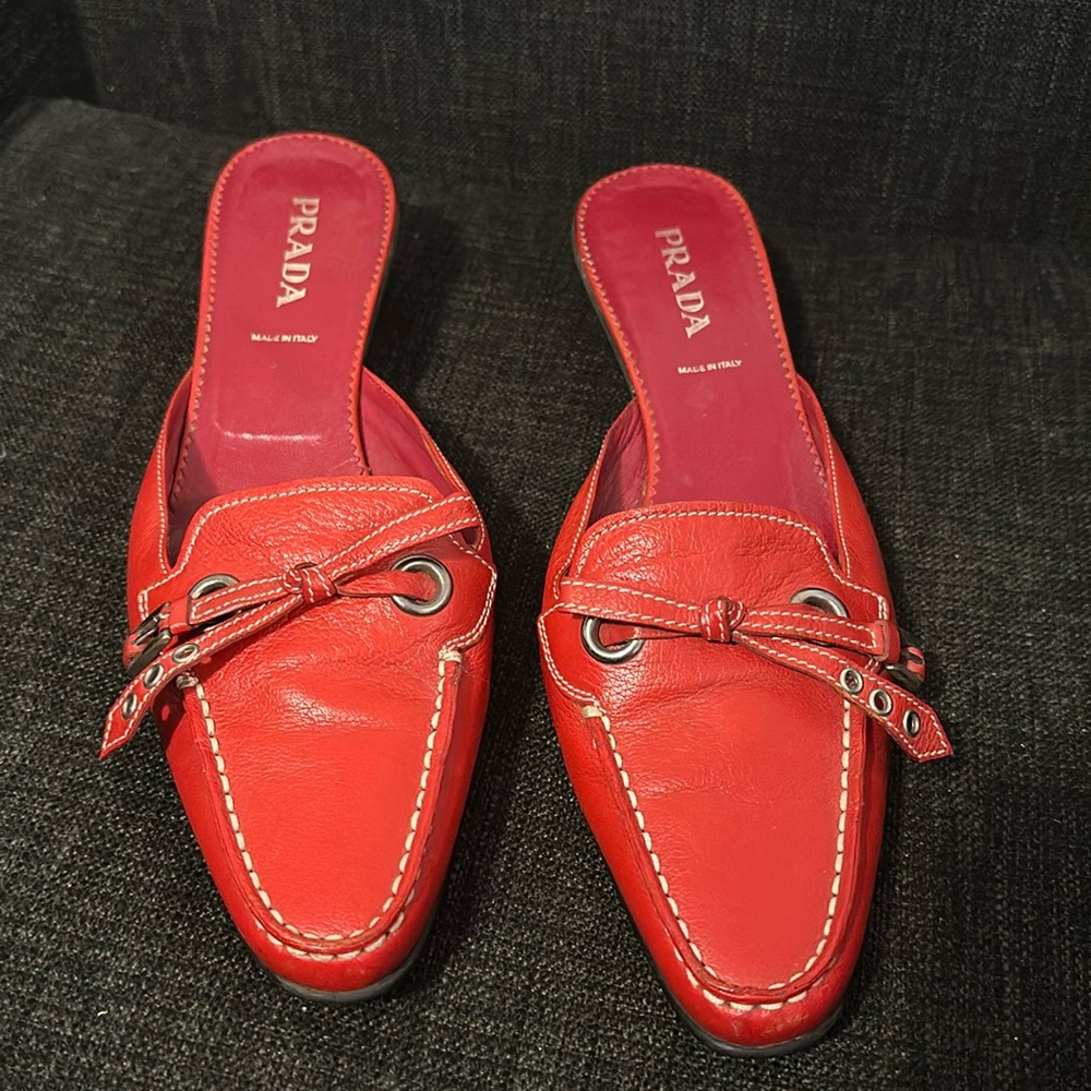 PRADA Red vintage Slide with kitty heel 39.5